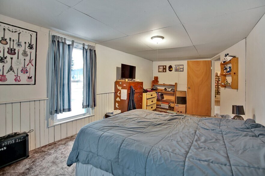 More Photos Of 101 W Main St, Harrison Valley General Retail For Sale