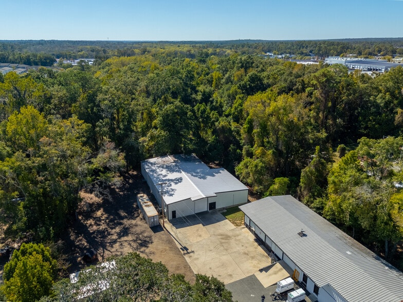 More Photos Of 3143 W Tharpe St, Tallahassee Warehouse For Lease
