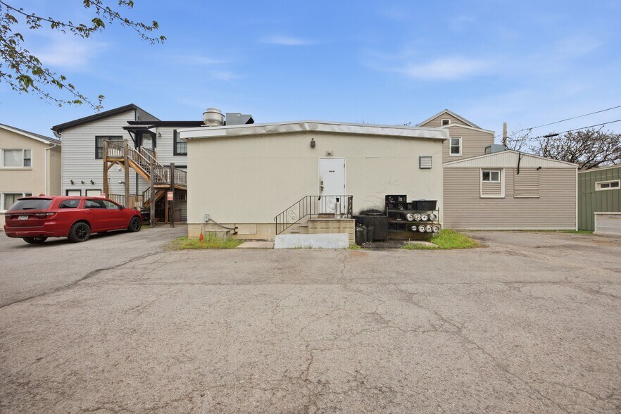 More Photos Of 453 Center St, Lewiston Restaurant For Lease