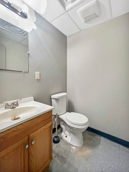 More Photos Of 3220 Money Rd, Montgomery Distribution For Lease