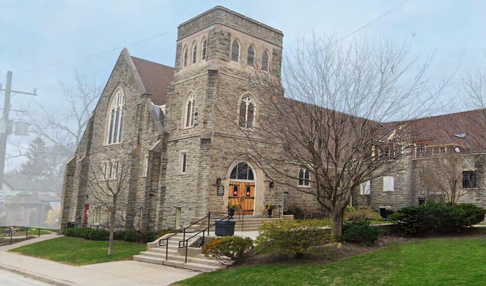 More Photos Of 151 Lakeshore Rd W, Mississauga Land For Sale