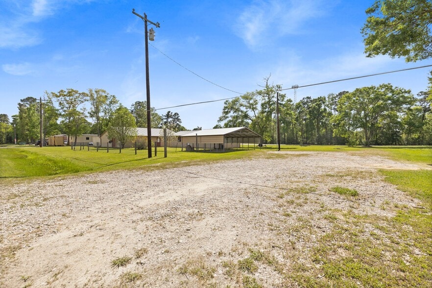 More Photos Of 22360 Highway 321, Cleveland Flex For Lease
