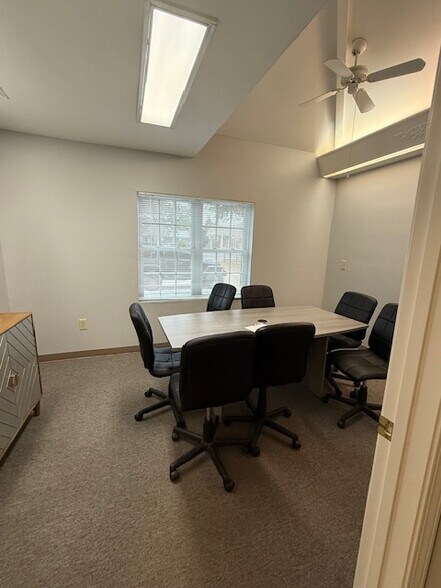 More Photos Of 4828 Davis Hwy, Pensacola Medical For Lease