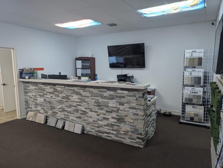 More Photos Of 3300 S Congress Ave, Boynton Beach Showroom For Lease