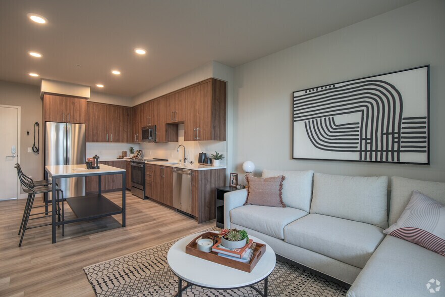 More Photos Of 1910 N Main St, Walnut Creek Apartments For Lease