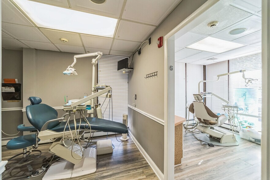More Photos Of 326 Broad St, Red Bank Medical For Sale