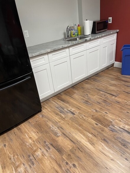 More Photos Of 44 Executive Blvd, Elmsford Loft Creative Space For Lease