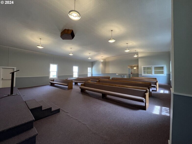 More Photos Of 1839 3rd St, Baker City Religious Facility For Sale