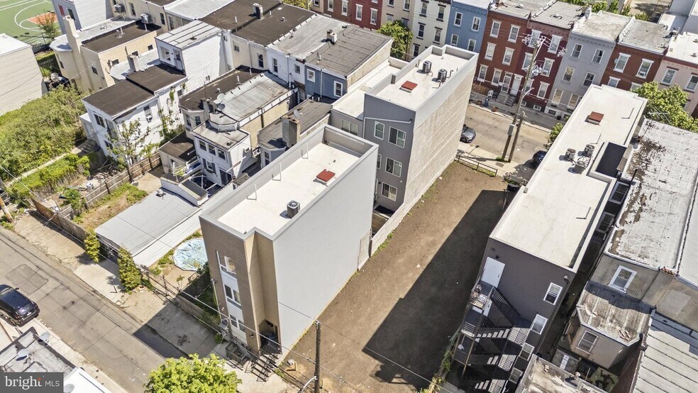 More Photos Of 2010 N 8th St, Philadelphia Apartments For Sale
