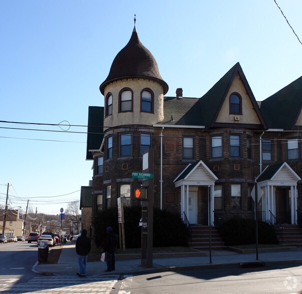 More Photos Of 321-323 Port Richmond Ave, Staten Island Office Residential For Sale