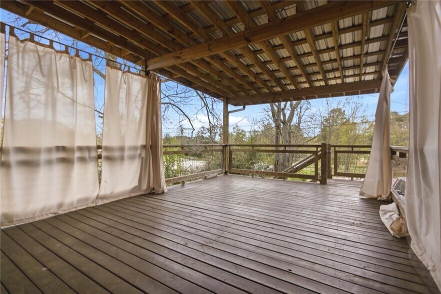 More Photos Of 230 E Main St, Walhalla Office For Sale