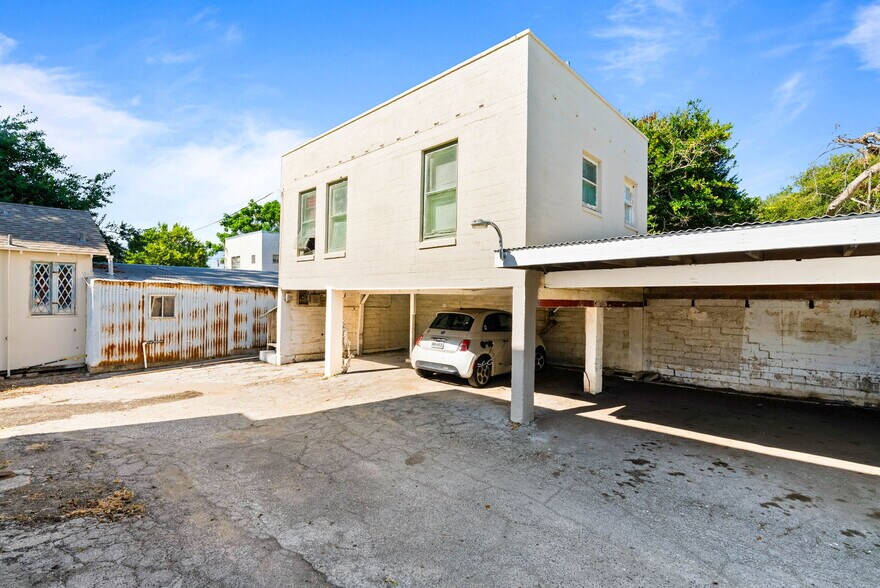 More Photos Of 615-619 S Tancahua St, Corpus Christi Apartments For Sale