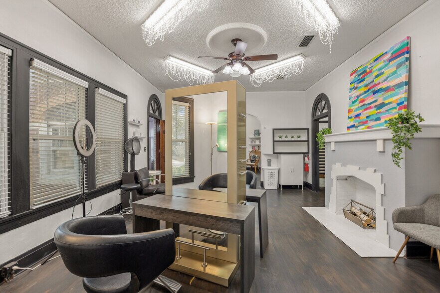 More Photos Of 919 N Monroe St, Tallahassee Freestanding For Lease