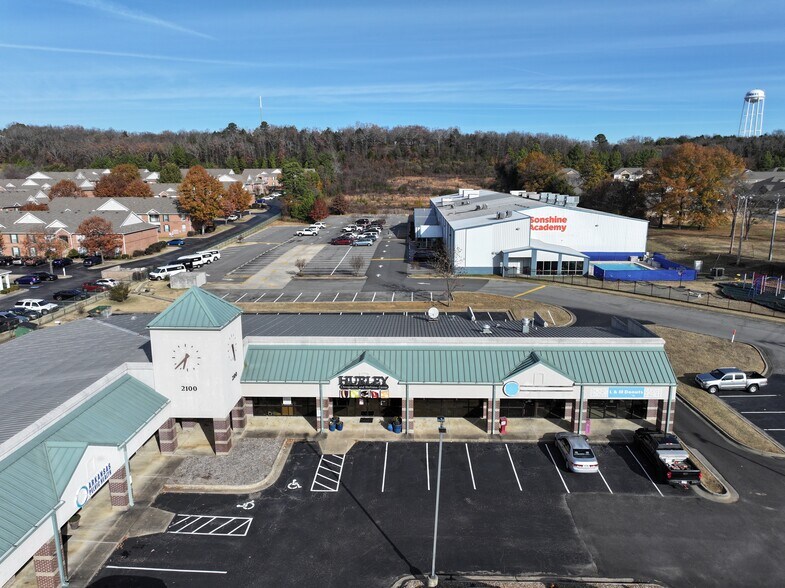 More Photos Of 2100 Meadowlake Rd, Conway Unknown For Lease