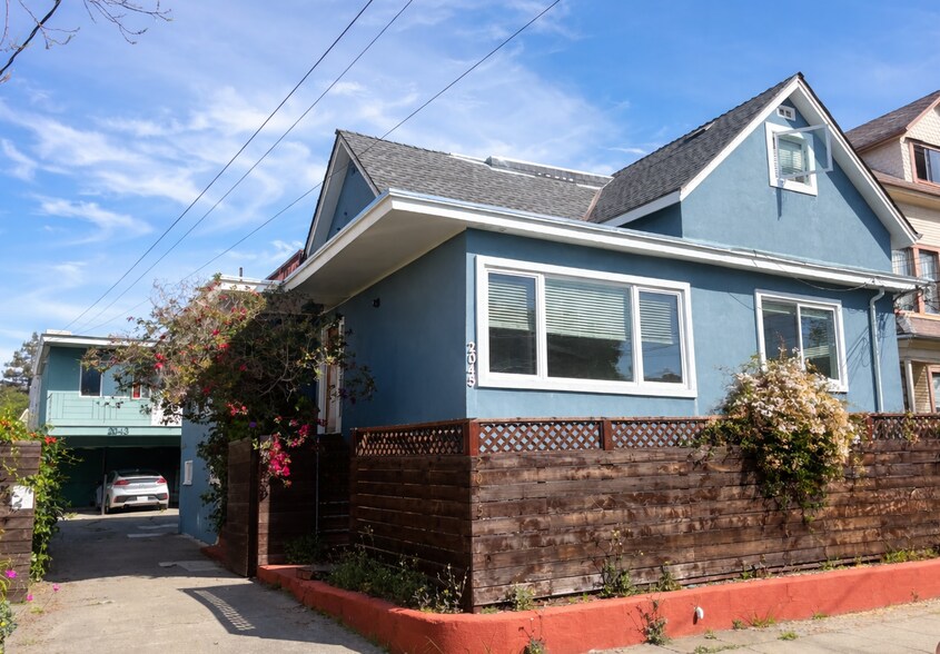 More Photos Of 2045 Emerson St, Berkeley Apartments For Sale