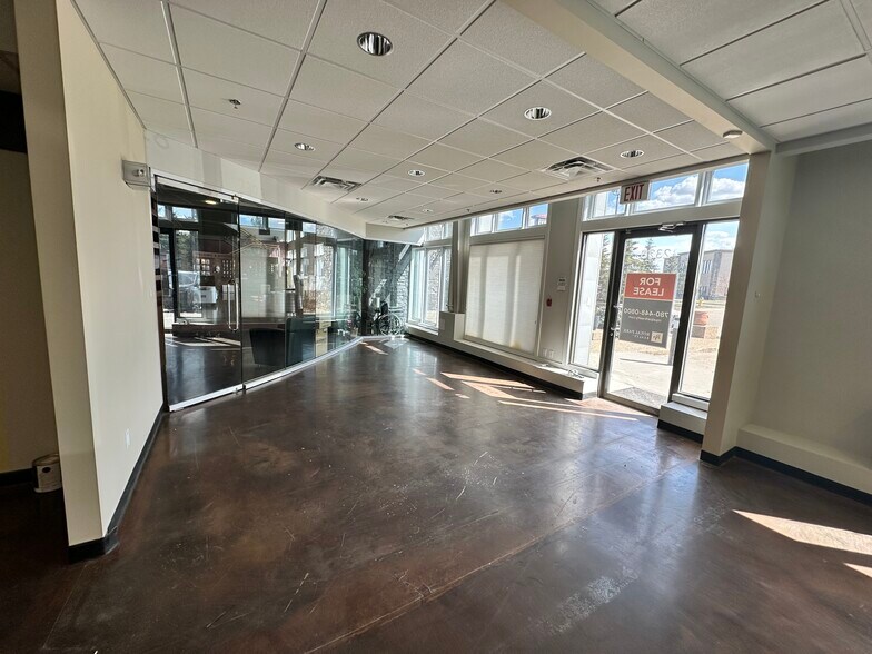 More Photos Of 2328 Ellwood Dr SW, Edmonton Specialty For Lease