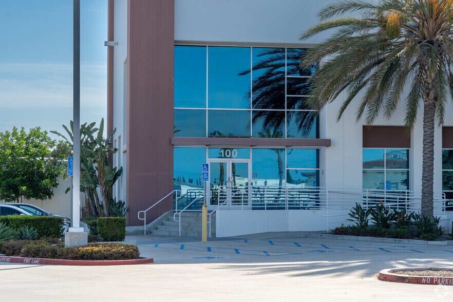 More Photos Of 15181 Fairfield Ranch Rd, Chino Hills Warehouse For Lease