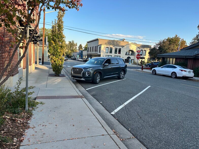 More Photos Of 337 E Simpson St, Lafayette Storefront Retail Office For Lease