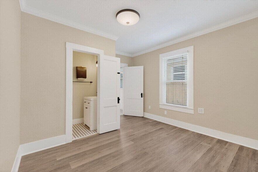 More Photos Of 78 San Marcos St, Austin Office Residential For Lease