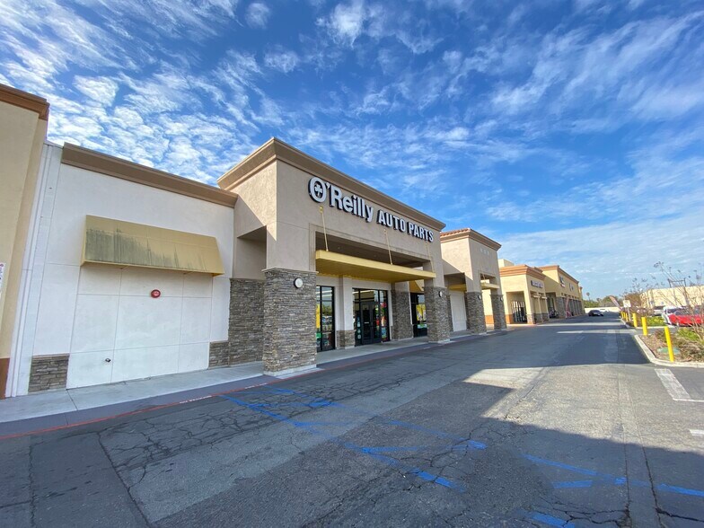 More Photos Of 1308-1414 W Edinger Ave, Santa Ana Unknown For Lease
