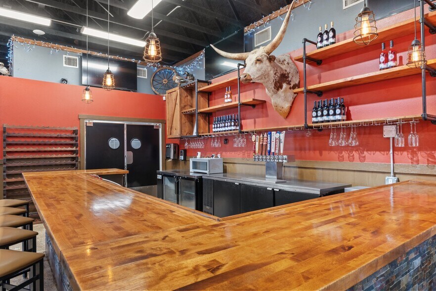 More Photos Of 508 Citrus Ave, Crystal River Restaurant For Sale