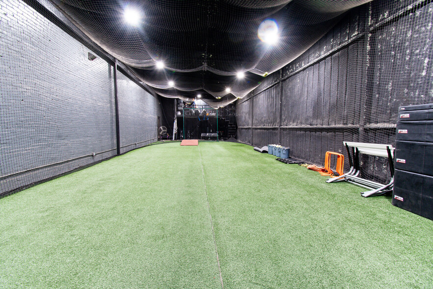More Photos Of 16 E Main St, Troy Health Club For Sale