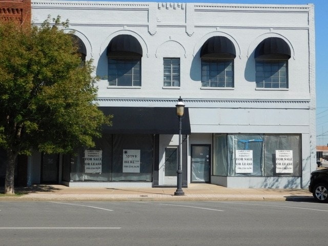 Primary Photo Of 124 E Broadway Ave, Enid Storefront Retail Office For Sale