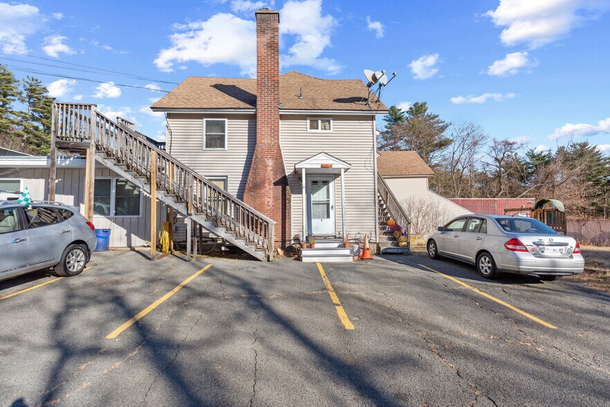 More Photos Of 990 S Main St, Athol Auto Dealership For Sale