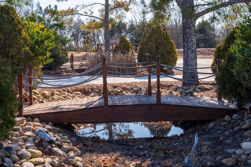 More Photos Of 6815 Shiloh Unity Rd, Lancaster Specialty For Sale