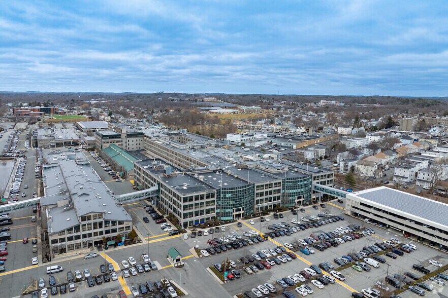 More Photos Of 100 Cummings Ctr, Beverly Coworking Space