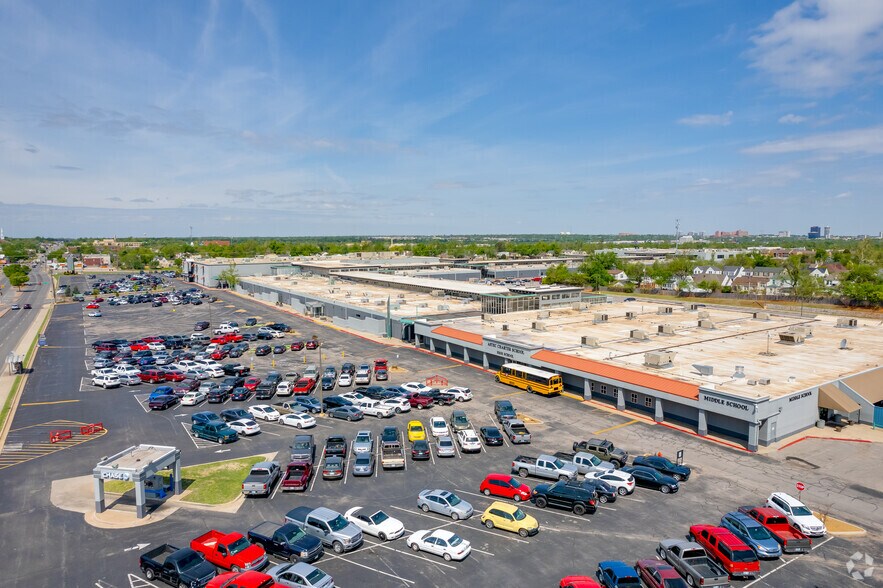 More Photos Of 2401 NW 23rd St, Oklahoma City Office For Lease