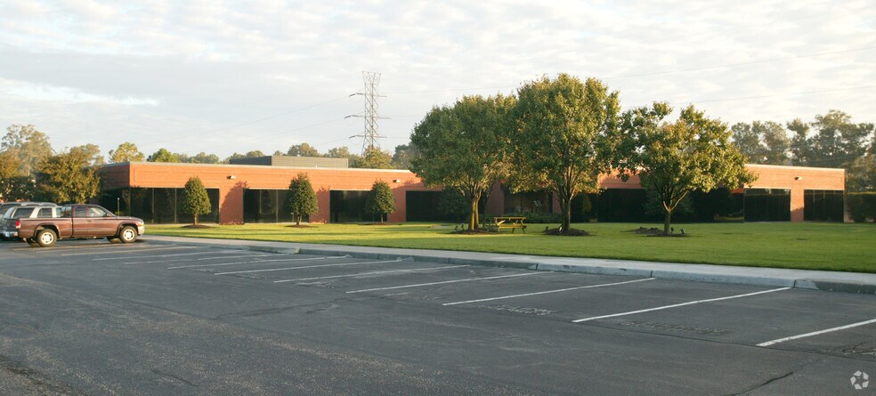 More Photos Of 11846 Rock Landing Dr, Newport News Office For Lease