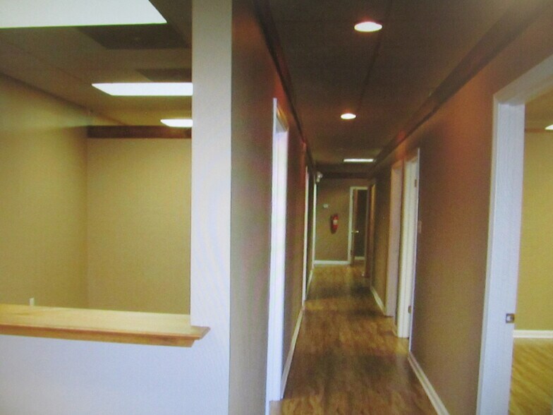More Photos Of 4797-4803 Cuba-Millington Rd, Millington Medical For Lease