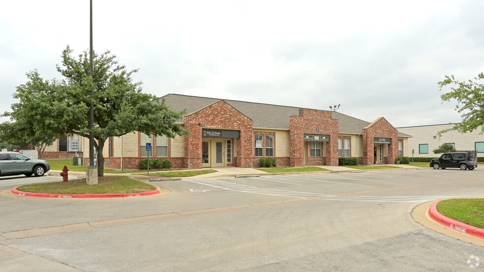 Primary Photo Of 595 Round Rock West, Round Rock Office For Lease