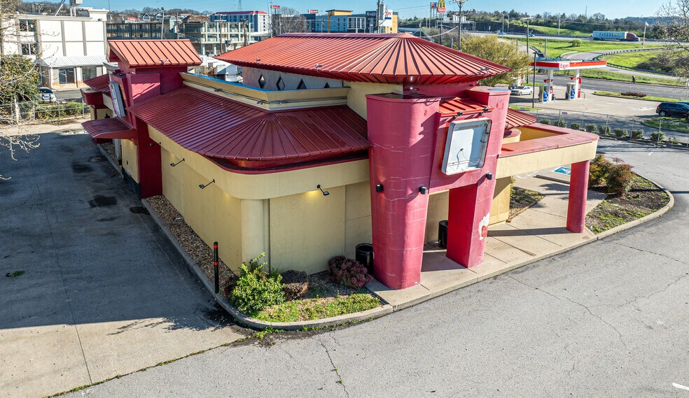 More Photos Of 1504 Hampton St, Nashville Fast Food For Lease