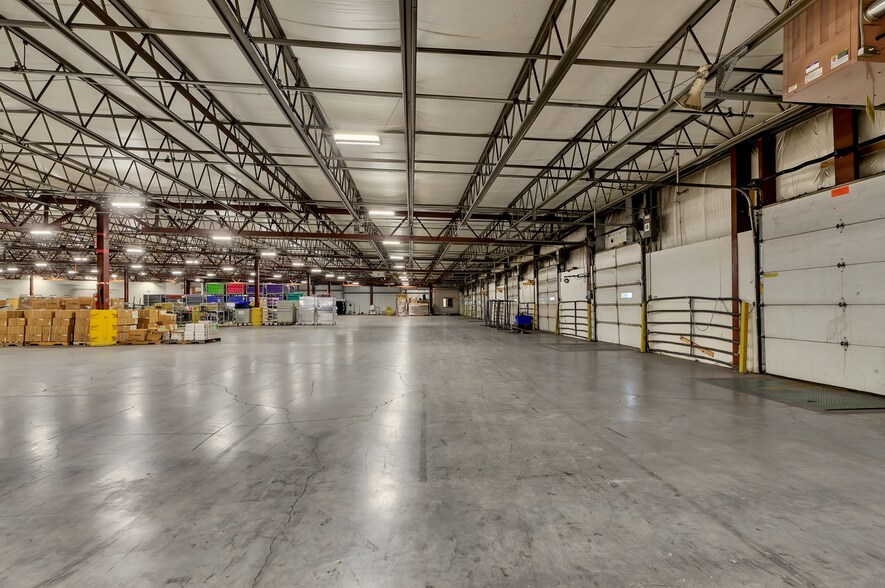 More Photos Of 1100 Stearns Dr, Sauk Rapids Manufacturing For Sale