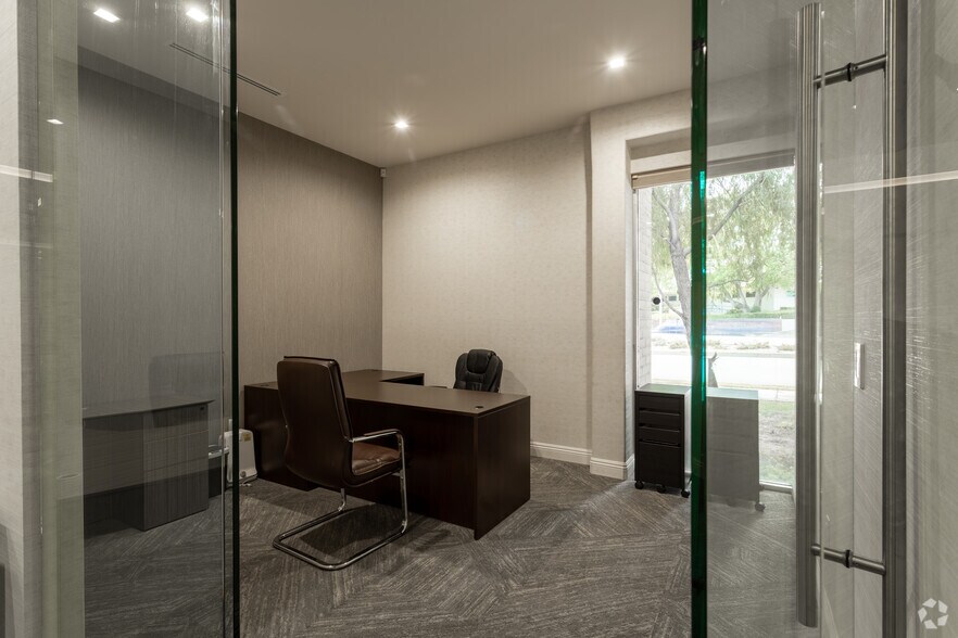 More Photos Of 415 Huntington Dr, San Marino Loft Creative Space For Lease