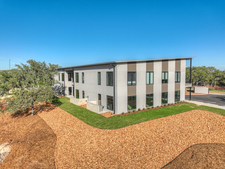 More Photos Of 1878 Herbelin Rd, New Braunfels Office For Sale