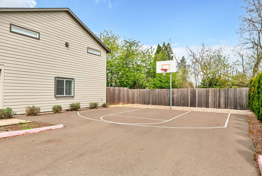 More Photos Of , Lebanon Multifamily For Sale