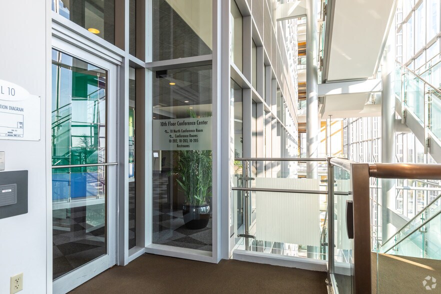 More Photos Of 175 E 2nd St, Tulsa Office For Lease