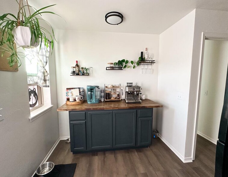 More Photos Of 116 McKenzie Dr, Weatherford Apartments For Sale