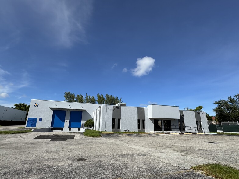 Primary Photo Of 1280 SW 27th Ave, Pompano Beach Warehouse For Lease