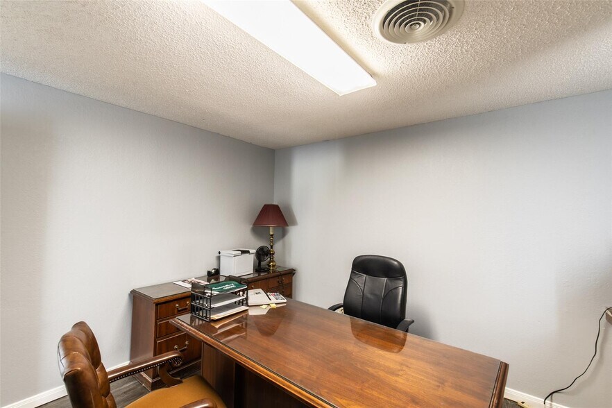 More Photos Of 434 Jefferson St E, Sulphur Springs Religious Facility For Sale