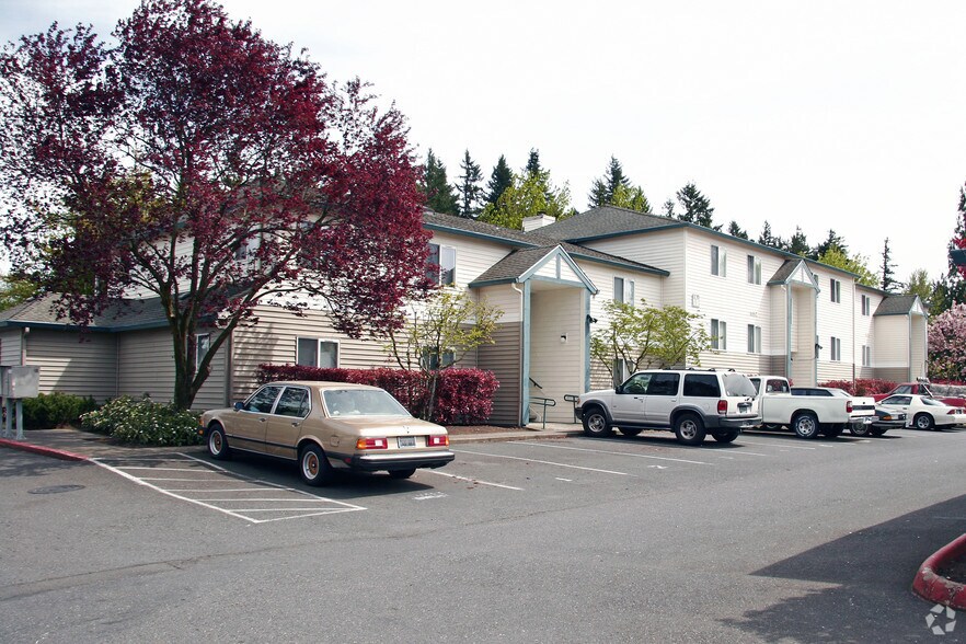 More Photos Of 805 NE Kane Dr, Gresham Apartments For Sale