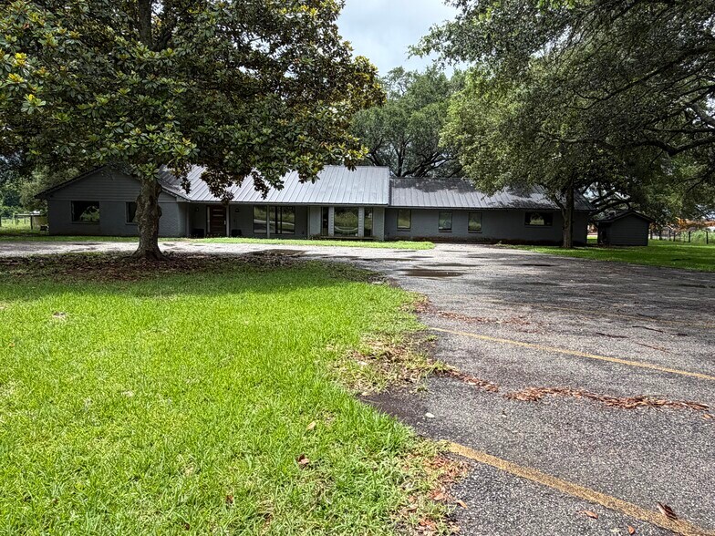 More Photos Of 34507 FM 1093, Simonton Land For Lease