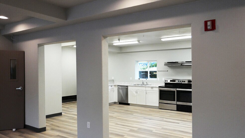 More Photos Of 801 S Shields St, Fort Collins Dormitory For Sale