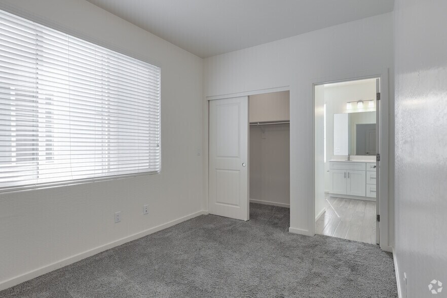 More Photos Of 701 N McQueen Rd, Chandler Apartments For Sale