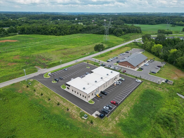 More Photos Of 625 Hornbuckle Rd, Clarksville Healthcare For Lease