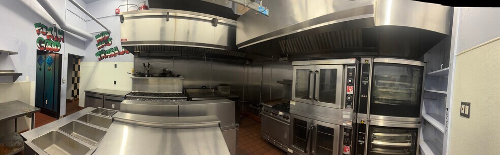 More Photos Of 135-139 Park Pl, Richmond Storefront Retail Office For Lease