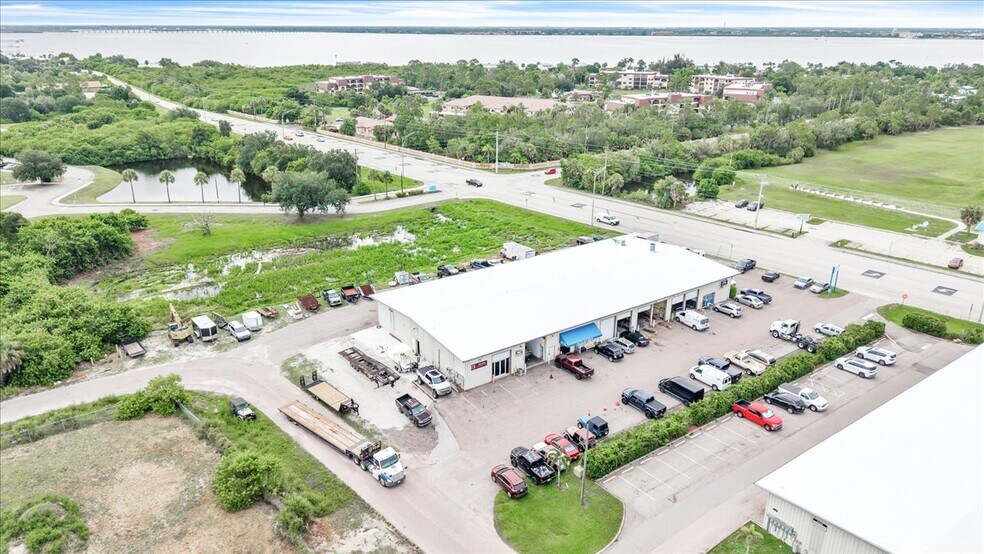 More Photos Of 23415 Janice Ave, Port Charlotte Warehouse For Sale